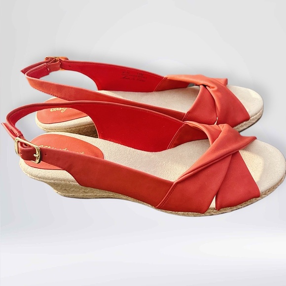 NEW Easy Street Women’s Slingback Espadrille Color: Red, Size 12M - Picture 3 of 12